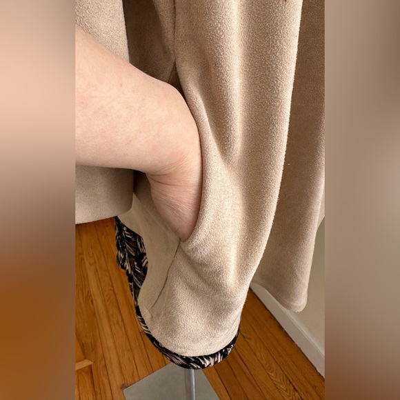 GRETCHEN SCOTT WATERFALL SUEDE LIGHT TAN JACKET, SIZE S - Picture 7 of 13